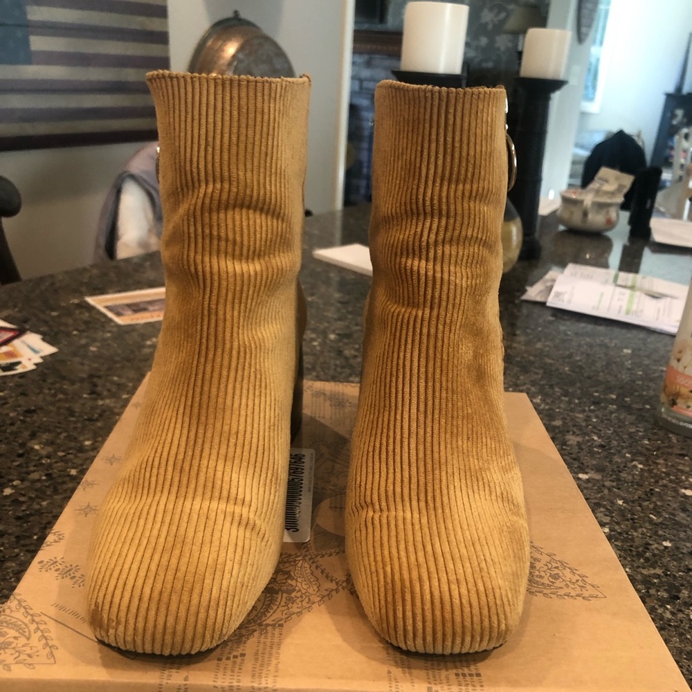 Free People Ariel ankle boot